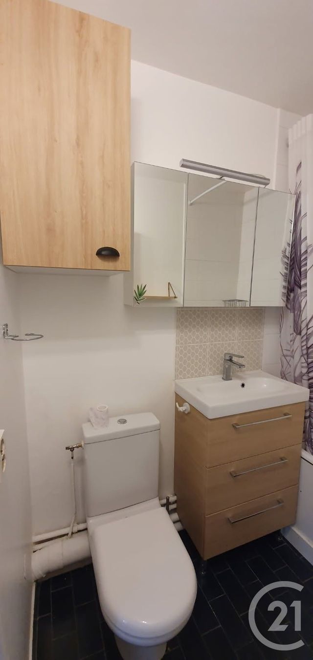 Appartement F1 bis &agrave; louer - 2 pi&egrave;ces - 30 m2 - St Maurice - 94 - ILE-DE-FRANCE