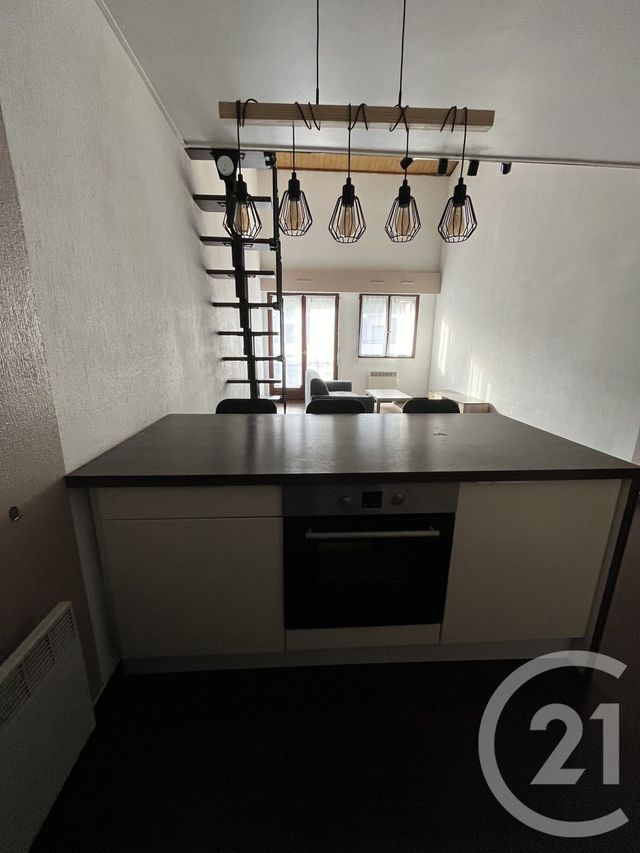 Appartement F2 &agrave; louer - 2 pi&egrave;ces - 48,42 m2 - Pontault Combault - 77 - ILE-DE-FRANCE