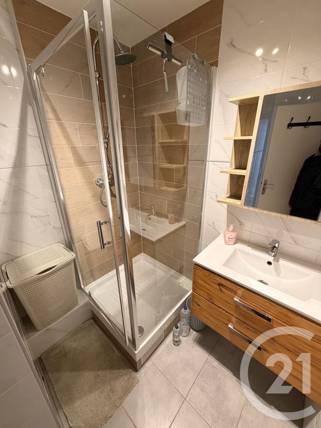 Appartement F2 &agrave; louer - 2 pi&egrave;ces - 47 m2 - Neuilly Sur Marne - 93 - ILE-DE-FRANCE