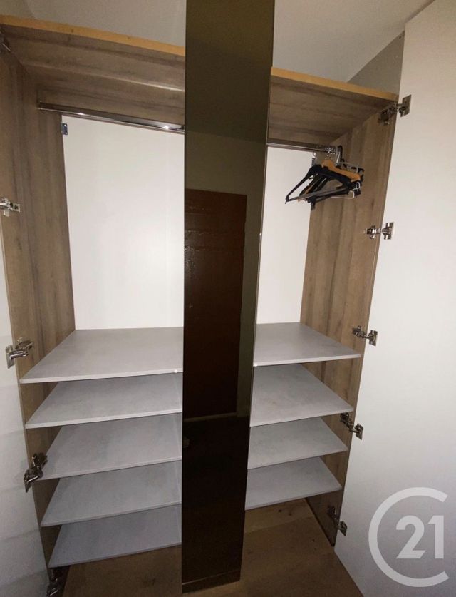 Appartement F3 &agrave; louer - 3 pi&egrave;ces - 80 m2 - Combs La Ville - 77 - ILE-DE-FRANCE