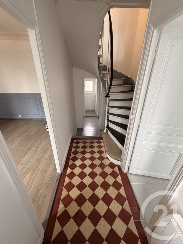 Appartement Duplex &agrave; louer - 3 pi&egrave;ces - 85 m2 - Ozoir La Ferriere - 77 - ILE-DE-FRANCE