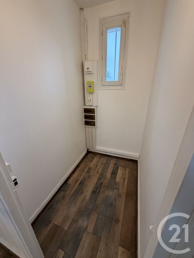 Appartement Duplex &agrave; louer - 3 pi&egrave;ces - 85 m2 - Ozoir La Ferriere - 77 - ILE-DE-FRANCE
