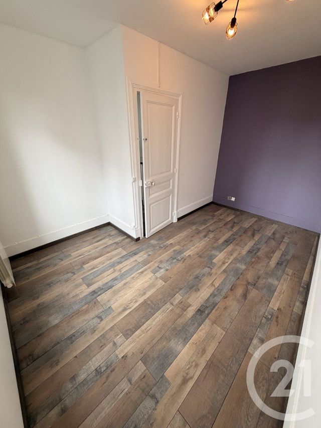 Appartement Duplex &agrave; louer - 3 pi&egrave;ces - 85 m2 - Ozoir La Ferriere - 77 - ILE-DE-FRANCE