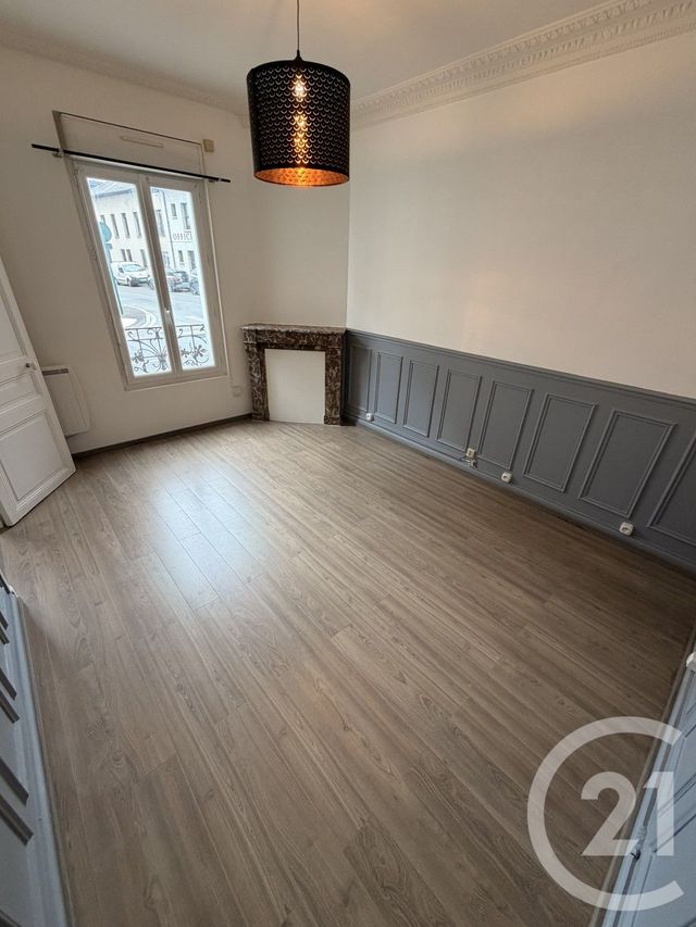 Appartement Duplex &agrave; louer - 3 pi&egrave;ces - 85 m2 - Ozoir La Ferriere - 77 - ILE-DE-FRANCE