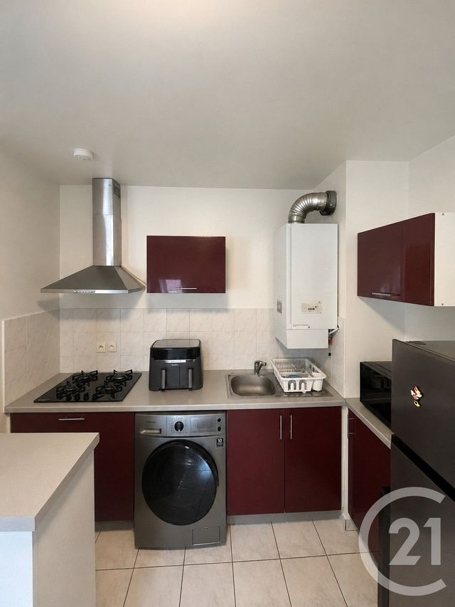 Appartement F2 &agrave; louer - 2 pi&egrave;ces - 37 m2 - Brie Comte Robert - 77 - ILE-DE-FRANCE
