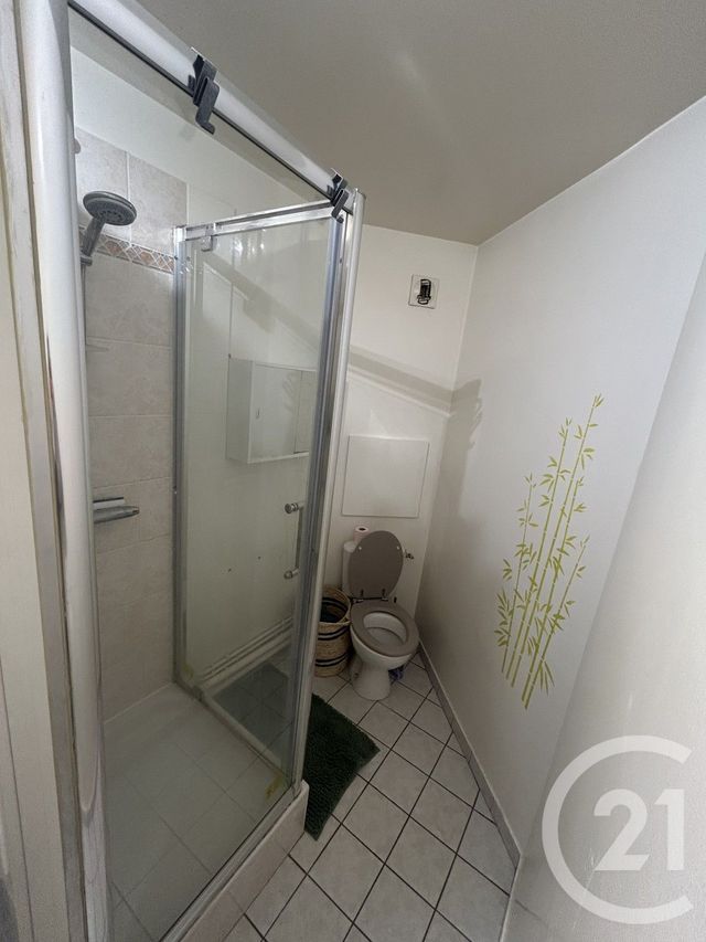 Appartement F2 &agrave; louer - 2 pi&egrave;ces - 37 m2 - Brie Comte Robert - 77 - ILE-DE-FRANCE