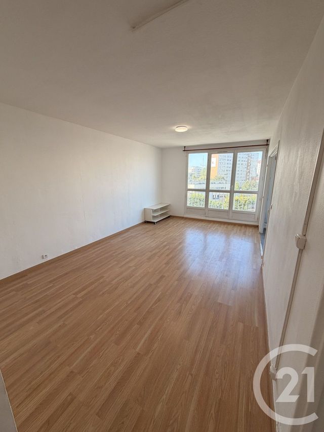 Appartement F1 &agrave; louer - 1 pi&egrave;ce - 25 m2 - Garges Les Gonesse - 95 - ILE-DE-FRANCE