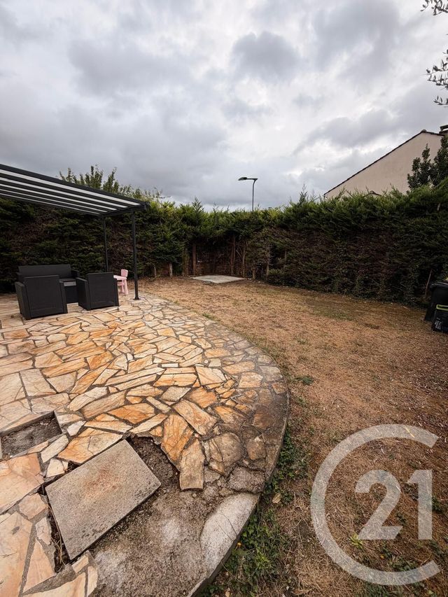 Maison &agrave; louer - 4 pi&egrave;ces - 97 m2 - Pontault Combault - 77 - ILE-DE-FRANCE