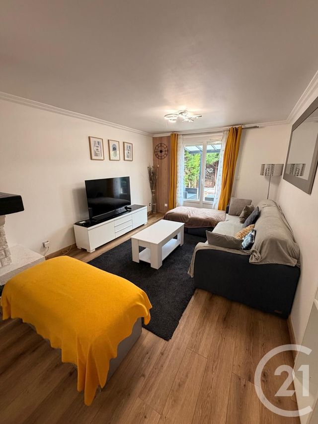 Maison &agrave; louer - 4 pi&egrave;ces - 97 m2 - Pontault Combault - 77 - ILE-DE-FRANCE