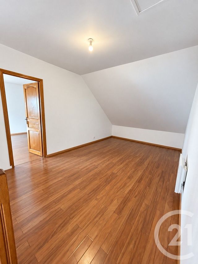 Appartement Duplex &agrave; louer - 3 pi&egrave;ces - 76 m2 - Mandres Les Roses - 94 - ILE-DE-FRANCE