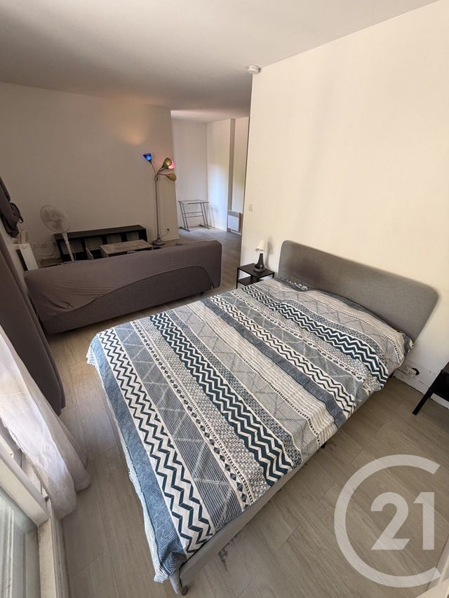 Appartement F1 &agrave; louer - 1 pi&egrave;ce - 35 m2 - Noisy Le Grand - 93 - ILE-DE-FRANCE