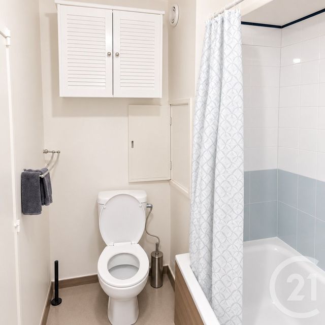 Appartement F1 &agrave; louer - 1 pi&egrave;ce - 35 m2 - Noisy Le Grand - 93 - ILE-DE-FRANCE