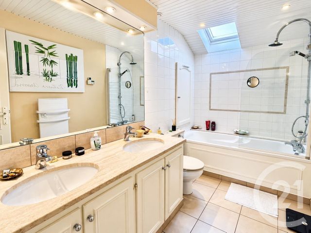 Maison &agrave; vendre - 6 pi&egrave;ces - 107,40 m2 - Ozoir La Ferriere - 77 - ILE-DE-FRANCE