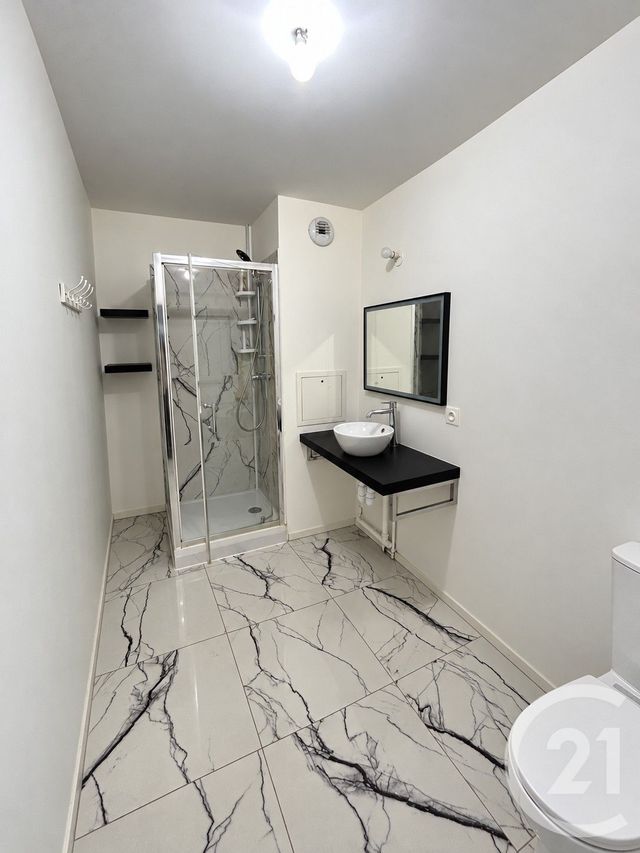 Appartement F2 &agrave; louer - 2 pi&egrave;ces - 40 m2 - Le Blanc Mesnil - 93 - ILE-DE-FRANCE
