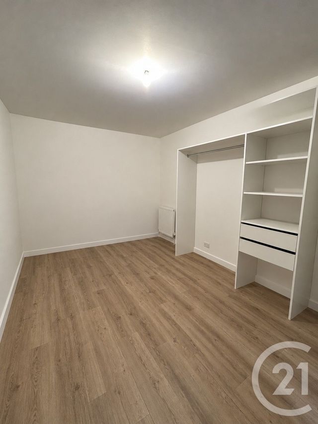 Appartement F2 &agrave; louer - 2 pi&egrave;ces - 40 m2 - Le Blanc Mesnil - 93 - ILE-DE-FRANCE