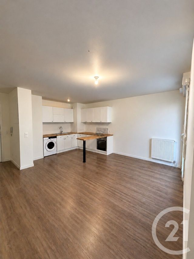 Appartement F2 &agrave; louer - 2 pi&egrave;ces - 40 m2 - Le Blanc Mesnil - 93 - ILE-DE-FRANCE