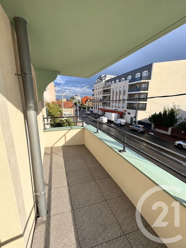 Appartement F3 &agrave; louer - 3 pi&egrave;ces - 61 m2 - Le Blanc Mesnil - 93 - ILE-DE-FRANCE