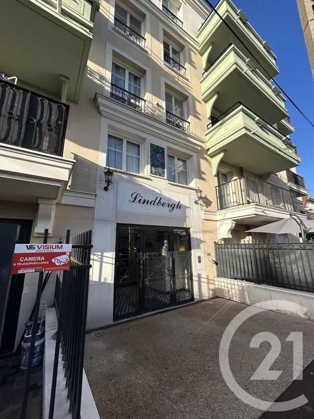 Appartement F3 &agrave; louer - 3 pi&egrave;ces - 61 m2 - Le Blanc Mesnil - 93 - ILE-DE-FRANCE