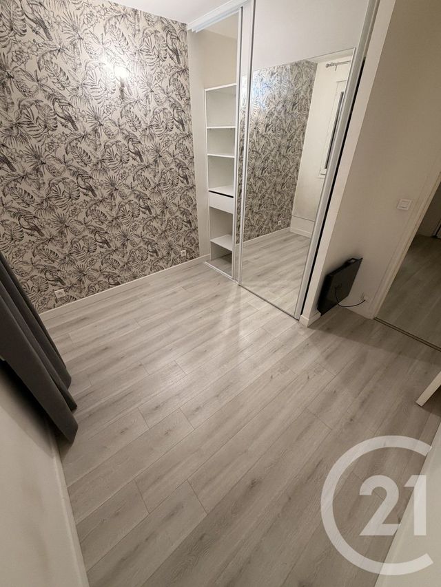 Appartement F2 &agrave; louer - 2 pi&egrave;ces - 41 m2 - Ozoir La Ferriere - 77 - ILE-DE-FRANCE