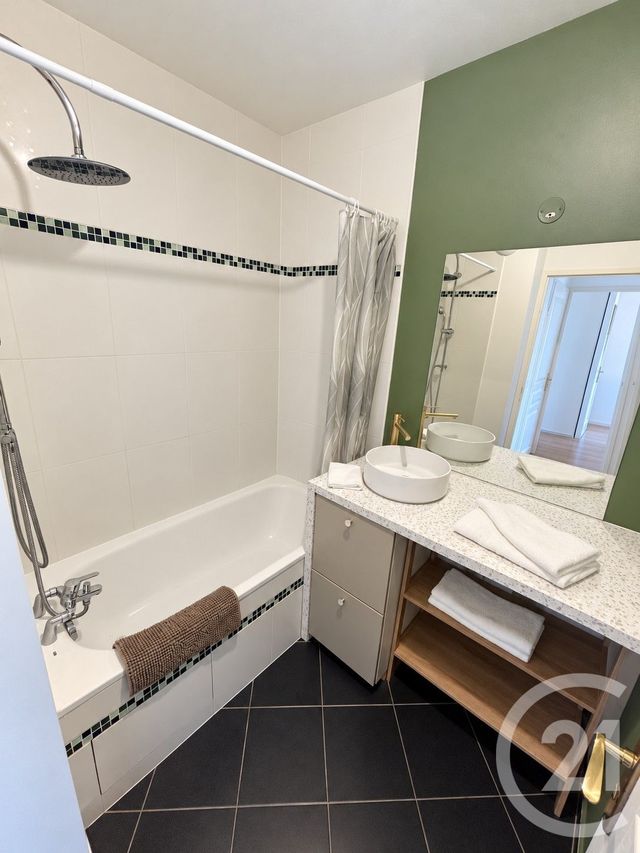 Appartement F2 &agrave; louer - 2 pi&egrave;ces - 43 m2 - Magny Le Hongre - 77 - ILE-DE-FRANCE