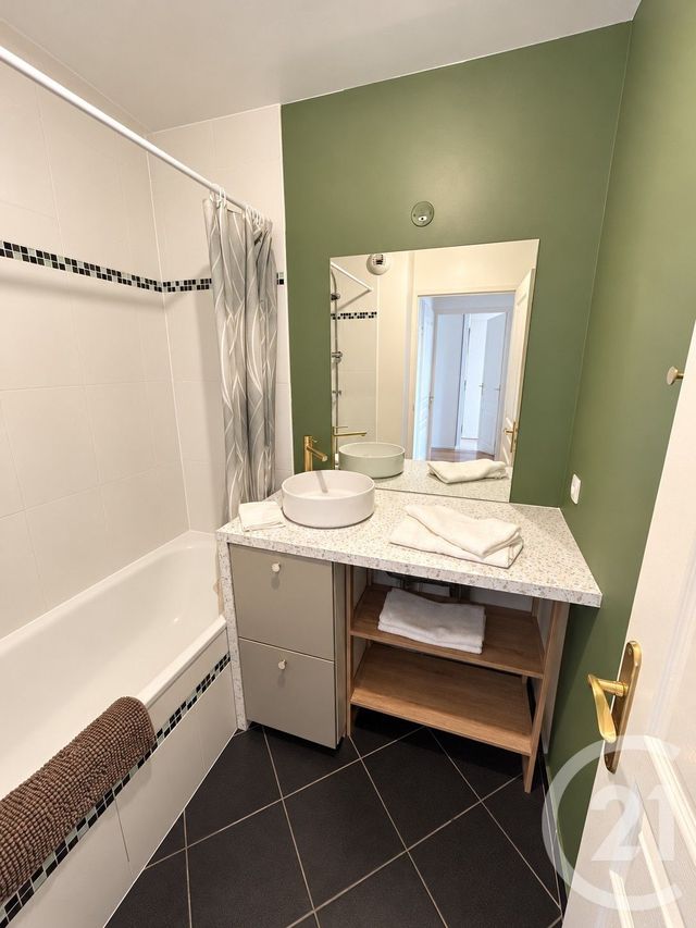 Appartement F2 &agrave; louer - 2 pi&egrave;ces - 43 m2 - Magny Le Hongre - 77 - ILE-DE-FRANCE