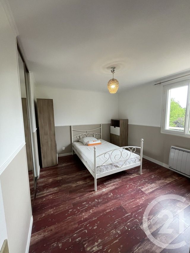 Maison &agrave; louer - 6 pi&egrave;ces - 140 m2 - Ozoir La Ferriere - 77 - ILE-DE-FRANCE