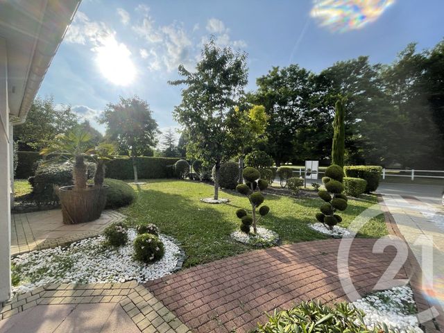Maison &agrave; louer - 6 pi&egrave;ces - 140 m2 - Ozoir La Ferriere - 77 - ILE-DE-FRANCE
