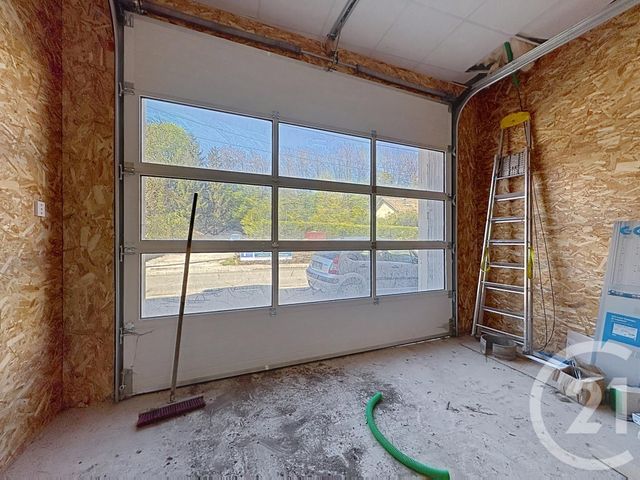 Appartement Local &agrave; louer - 2 pi&egrave;ces - 200 m2 - Ronchamp - 70 - FRANCHE-COMTE