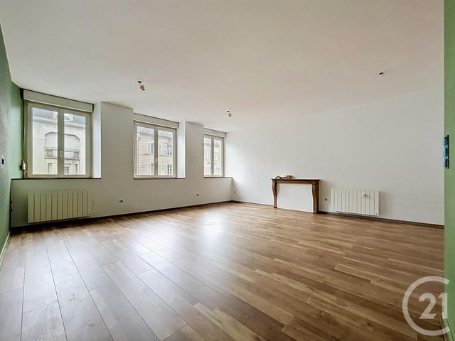 Appartement F2 &agrave; louer - 2 pi&egrave;ces - 54,71 m2 - Lure - 70 - FRANCHE-COMTE