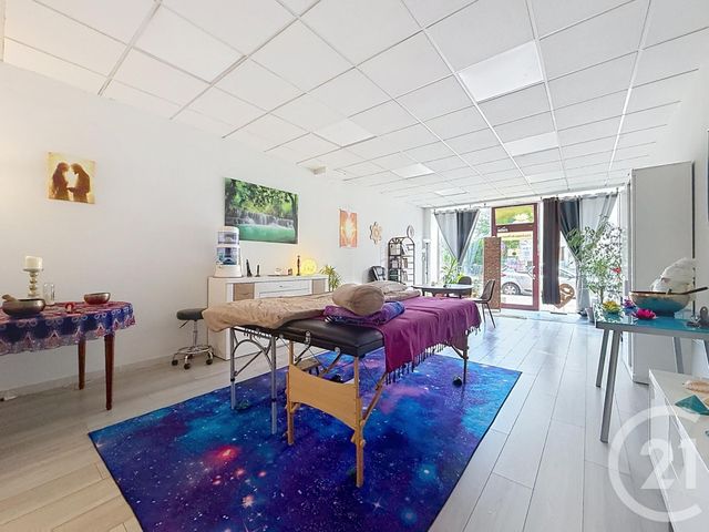 Appartement Local &agrave; louer - 2 pi&egrave;ces - 46,40 m2 - Lure - 70 - FRANCHE-COMTE