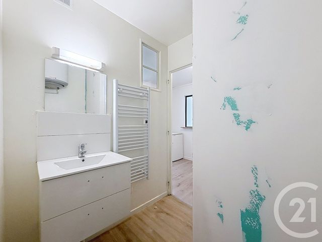 Appartement F1 &agrave; louer - 2 pi&egrave;ces - 23,24 m2 - Lure - 70 - FRANCHE-COMTE