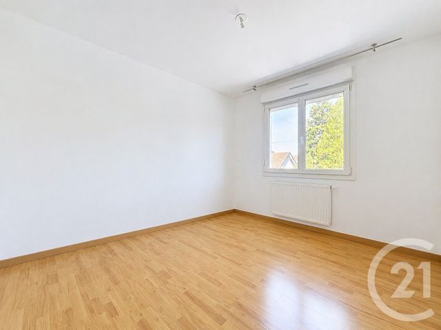 Appartement F5 &agrave; vendre - 5 pi&egrave;ces - 86,25 m2 - Lure - 70 - FRANCHE-COMTE