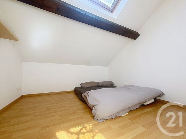 Appartement F3 &agrave; louer - 3 pi&egrave;ces - 59,30 m2 - Luxeuil Les Bains - 70 - FRANCHE-COMTE