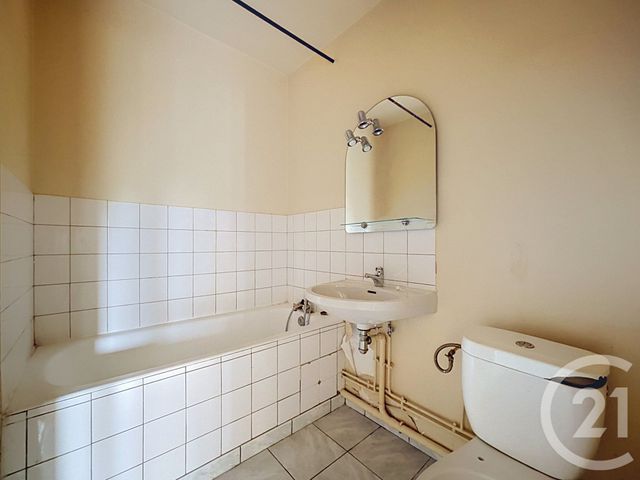 Appartement T1 &agrave; vendre - 1 pi&egrave;ce - 30,19 m2 - St Loup Sur Semouse - 70 - FRANCHE-COMTE