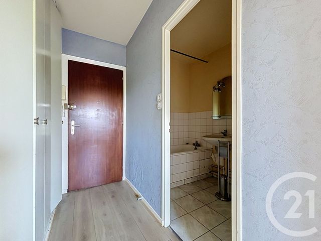 Appartement T1 &agrave; vendre - 1 pi&egrave;ce - 30,19 m2 - St Loup Sur Semouse - 70 - FRANCHE-COMTE