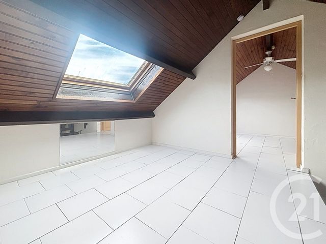 Appartement F2 &agrave; louer - 2 pi&egrave;ces - 41 m2 - Vesoul - 70 - FRANCHE-COMTE