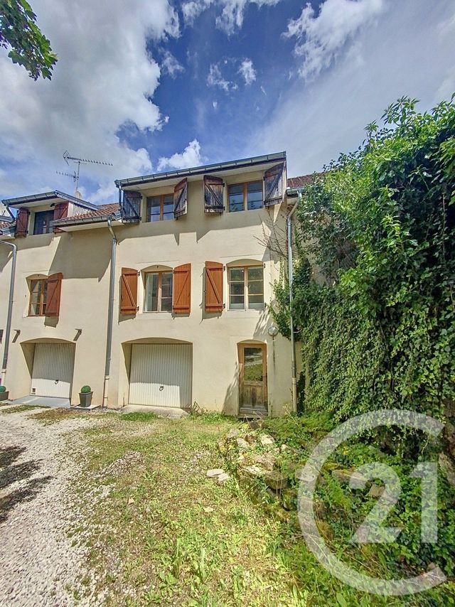 Maison &agrave; louer - 3 pi&egrave;ces - 99,69 m2 - Luxeuil Les Bains - 70 - FRANCHE-COMTE