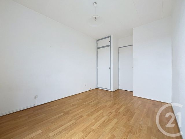 Appartement F2 &agrave; louer - 2 pi&egrave;ces - 50,66 m2 - Luxeuil Les Bains - 70 - FRANCHE-COMTE