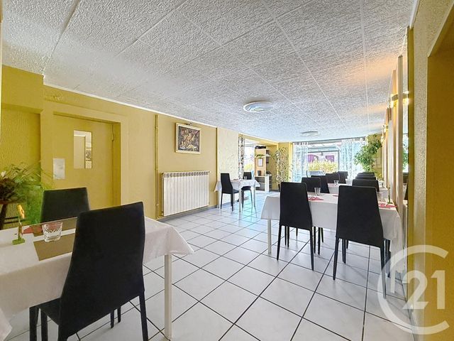 Local commercial à louer - 181.5 m2 - 70 - Haute-Saone