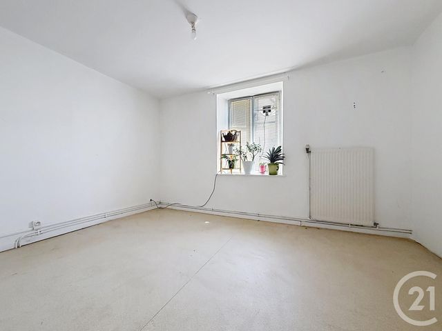 Local commercial à louer - 181.5 m2 - 70 - Haute-Saone