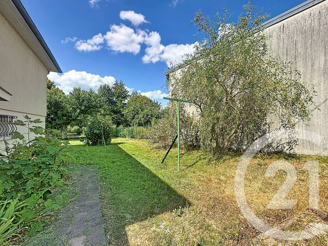Maison &agrave; louer - 6 pi&egrave;ces - 133,51 m2 - St Sauveur - 70 - FRANCHE-COMTE