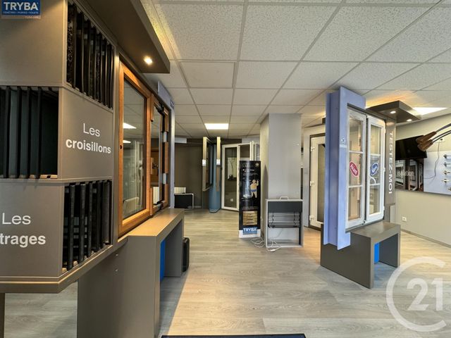 Local commercial à louer - 104.0 m2 - 70 - Haute-Saone