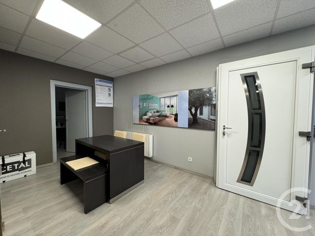 Local commercial à louer - 104.0 m2 - 70 - Haute-Saone