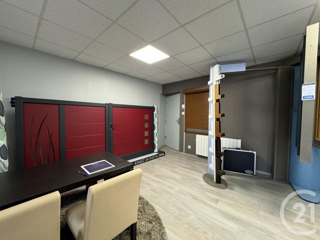 Local commercial à louer - 104.0 m2 - 70 - Haute-Saone