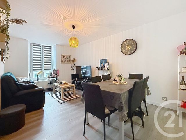 Appartement F2 &agrave; louer - 2 pi&egrave;ces - 45,62 m2 - Hericourt - 70 - FRANCHE-COMTE