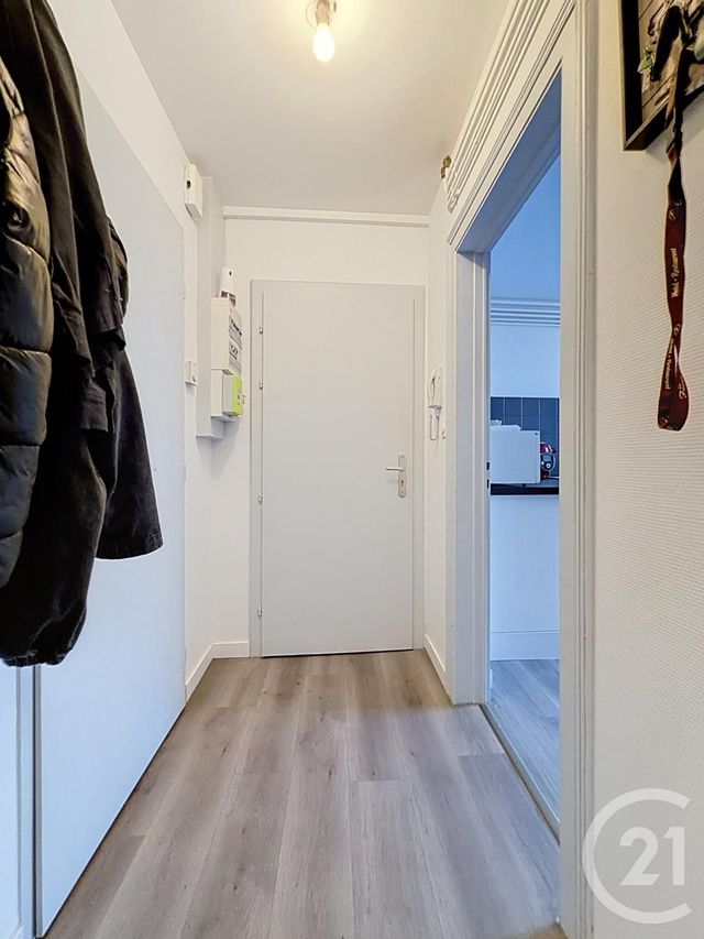 Appartement F2 &agrave; louer - 2 pi&egrave;ces - 45,62 m2 - Hericourt - 70 - FRANCHE-COMTE