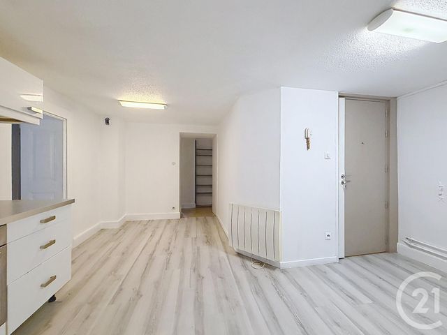 Appartement F3 &agrave; louer - 3 pi&egrave;ces - 82,45 m2 - Hericourt - 70 - FRANCHE-COMTE