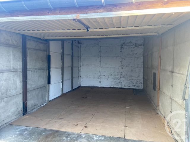 Parking &agrave; louer - 16 m2 - Hericourt - 70 - FRANCHE-COMTE