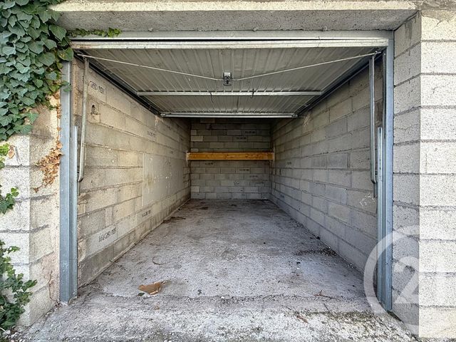 Appartement F4 &agrave; louer - 4 pi&egrave;ces - 77,75 m2 - St Sauveur - 70 - FRANCHE-COMTE