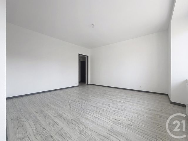 Appartement F3 &agrave; louer - 3 pi&egrave;ces - 60 m2 - Ronchamp - 70 - FRANCHE-COMTE